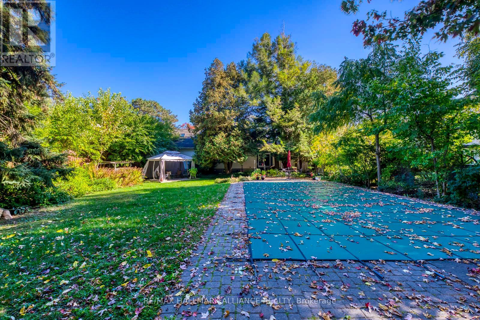 4447 Lakeshore Road, Burlington, Ontario  L7L 1B3 - Photo 40 - W12449262