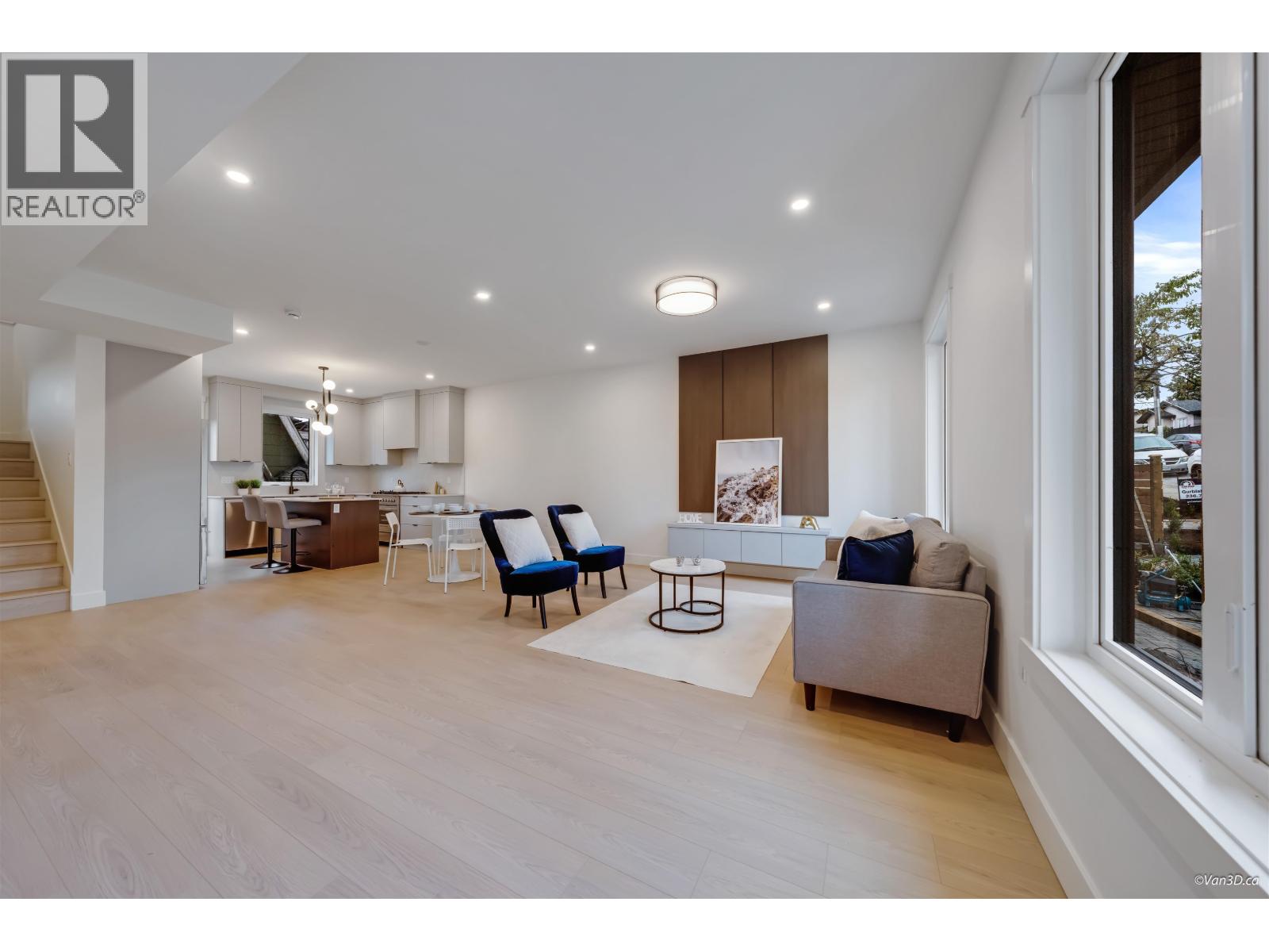 4 7893 2ND STREET, Burnaby, British Columbia