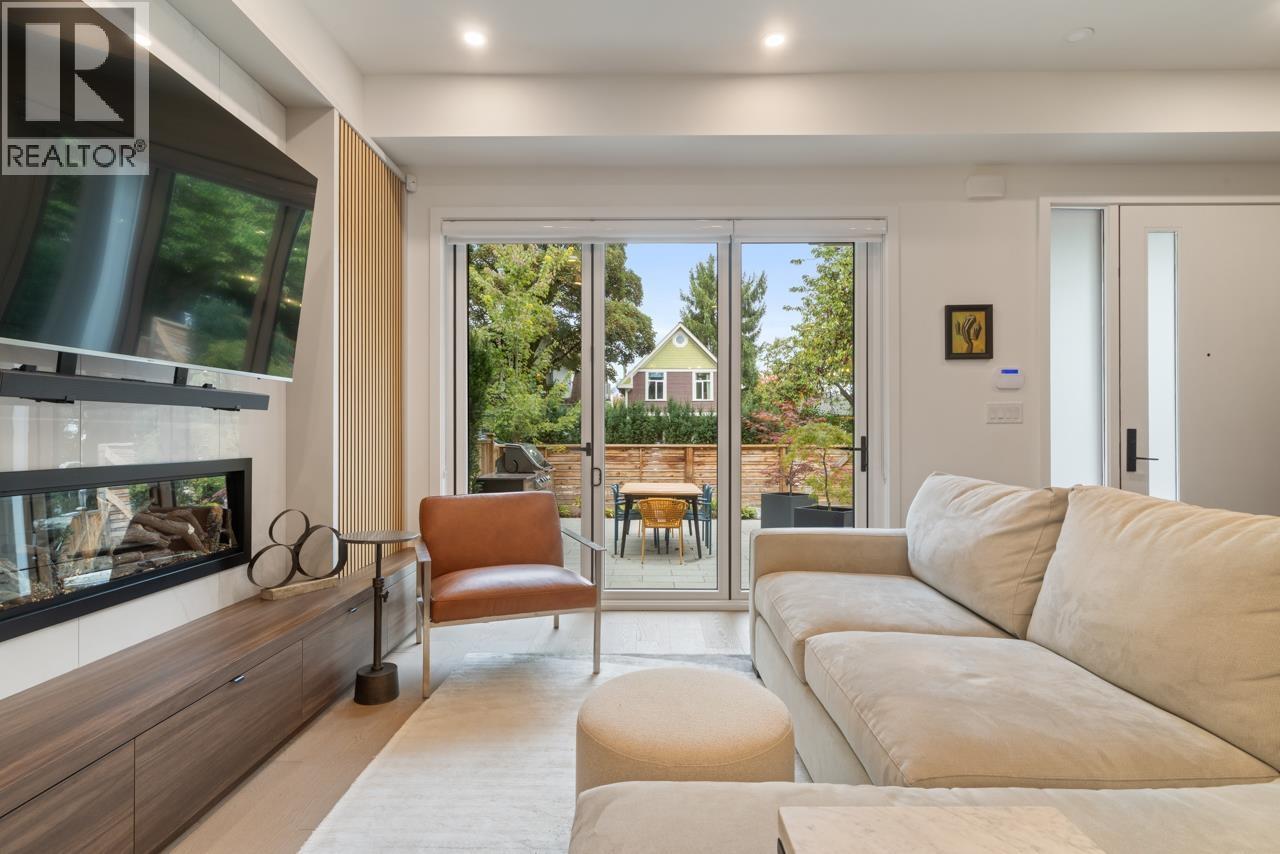 1 938 E 10th Avenue, Vancouver, British Columbia  V5T 2B2 - Photo 4 - R3057017