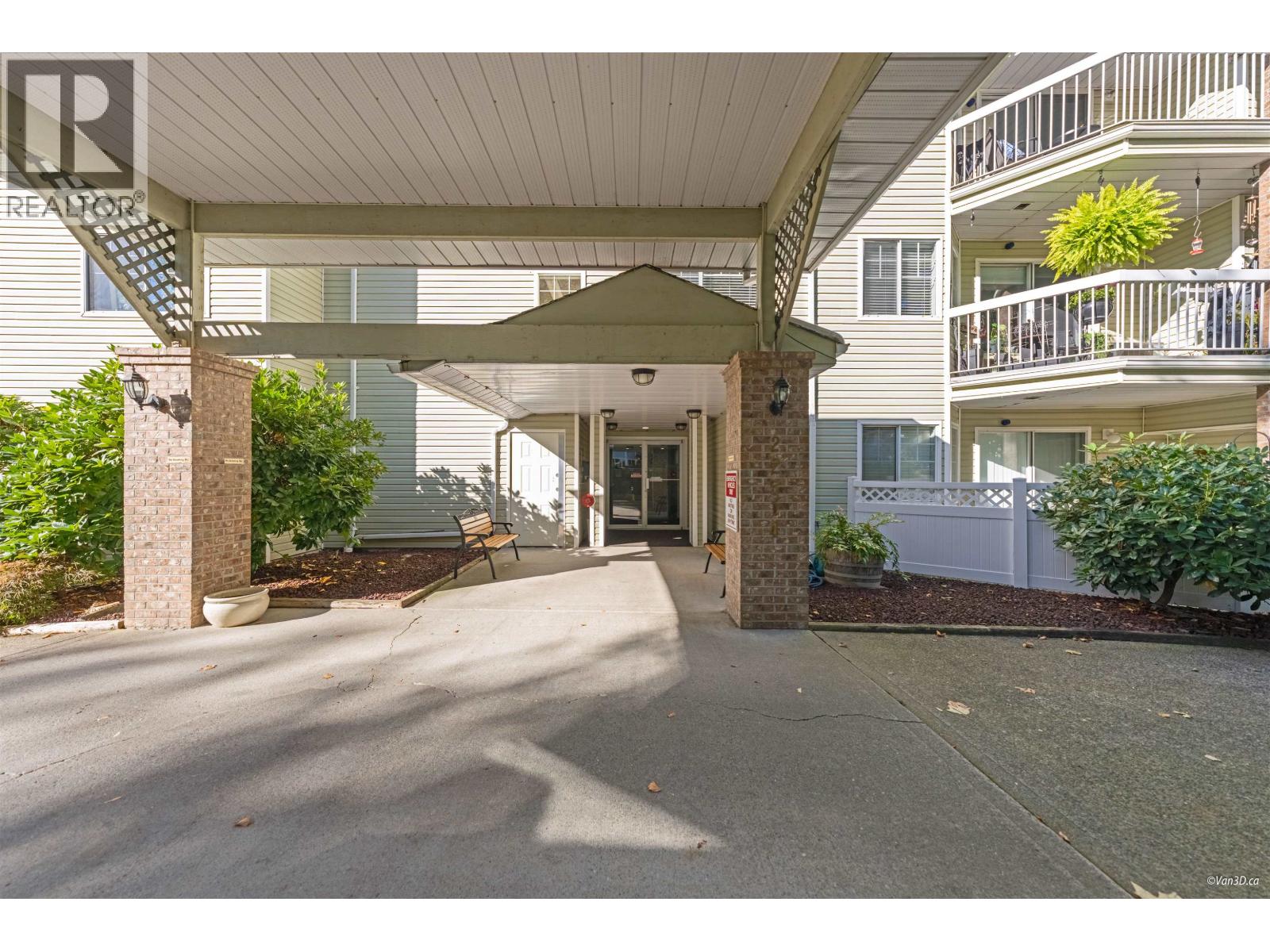 301 22514 116 Avenue, Maple Ridge, British Columbia  V2X 0N8 - Photo 30 - R3056921