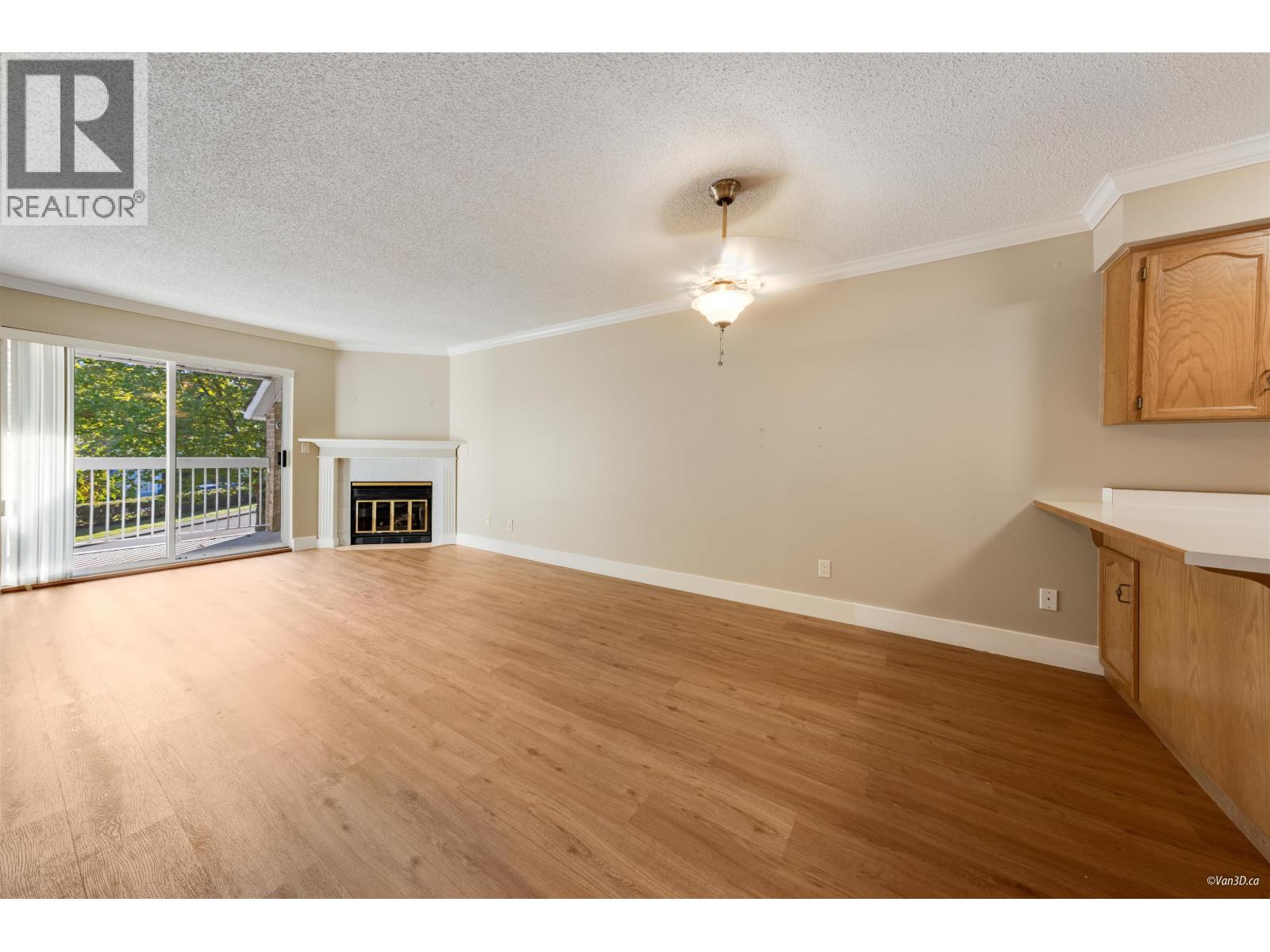 301 22514 116 Avenue, Maple Ridge, British Columbia  V2X 0N8 - Photo 5 - R3056921