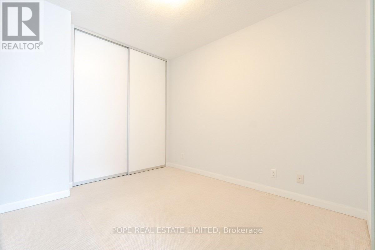 803 - 205 Frederick Street, Toronto, Ontario  M5A 4V3 - Photo 8 - C12453290