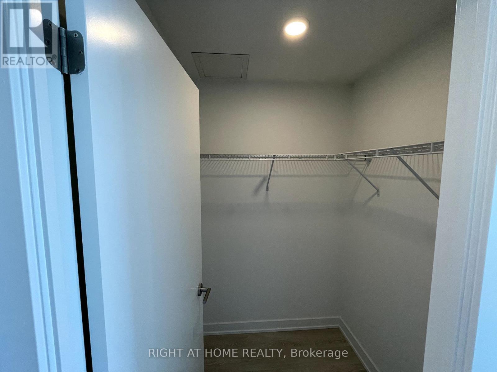 414 - 1 Kyle Lowry Road, Toronto, Ontario  M3C 1H7 - Photo 10 - C12453291