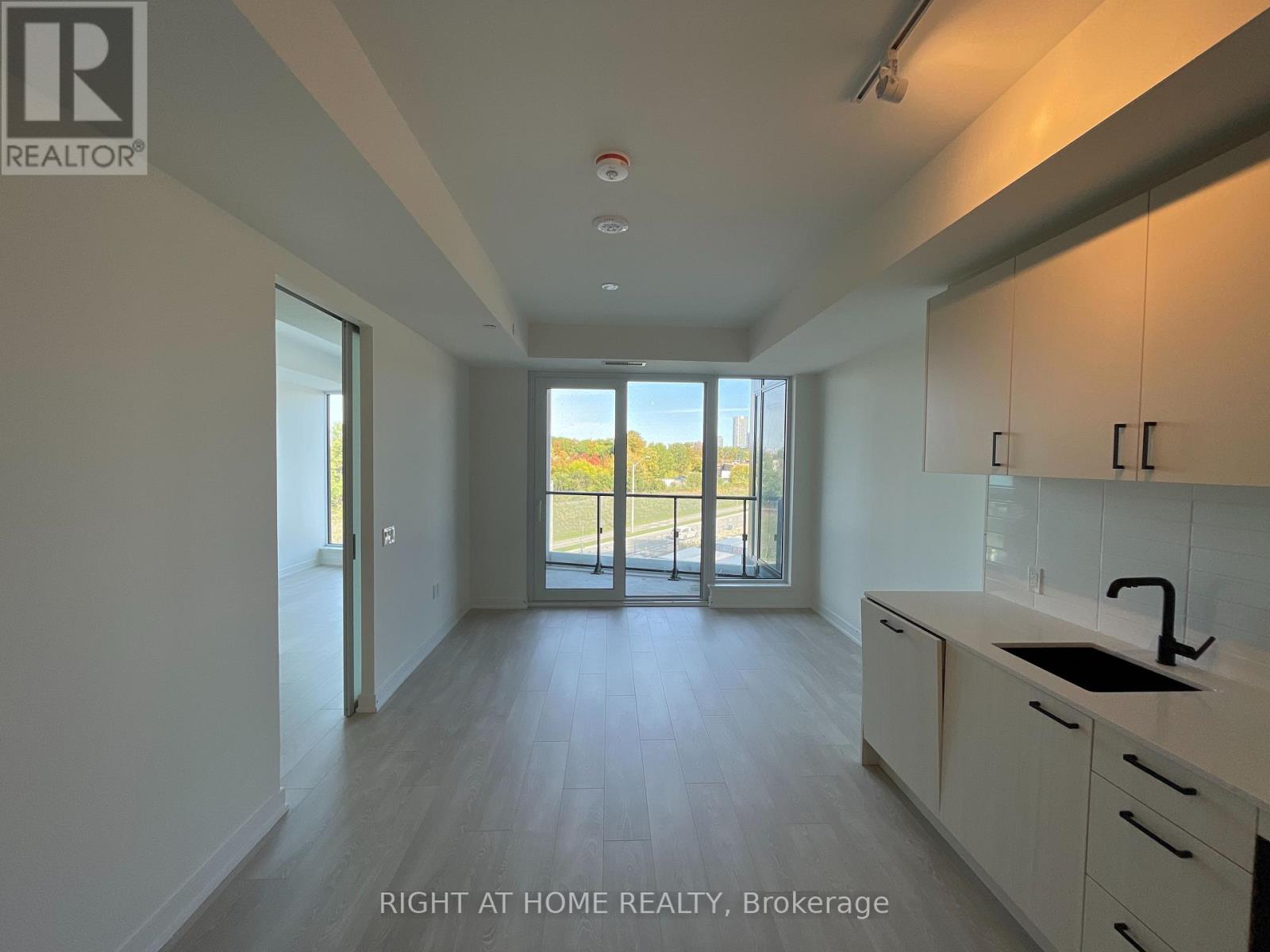 414 - 1 Kyle Lowry Road, Toronto, Ontario  M3C 1H7 - Photo 3 - C12453291