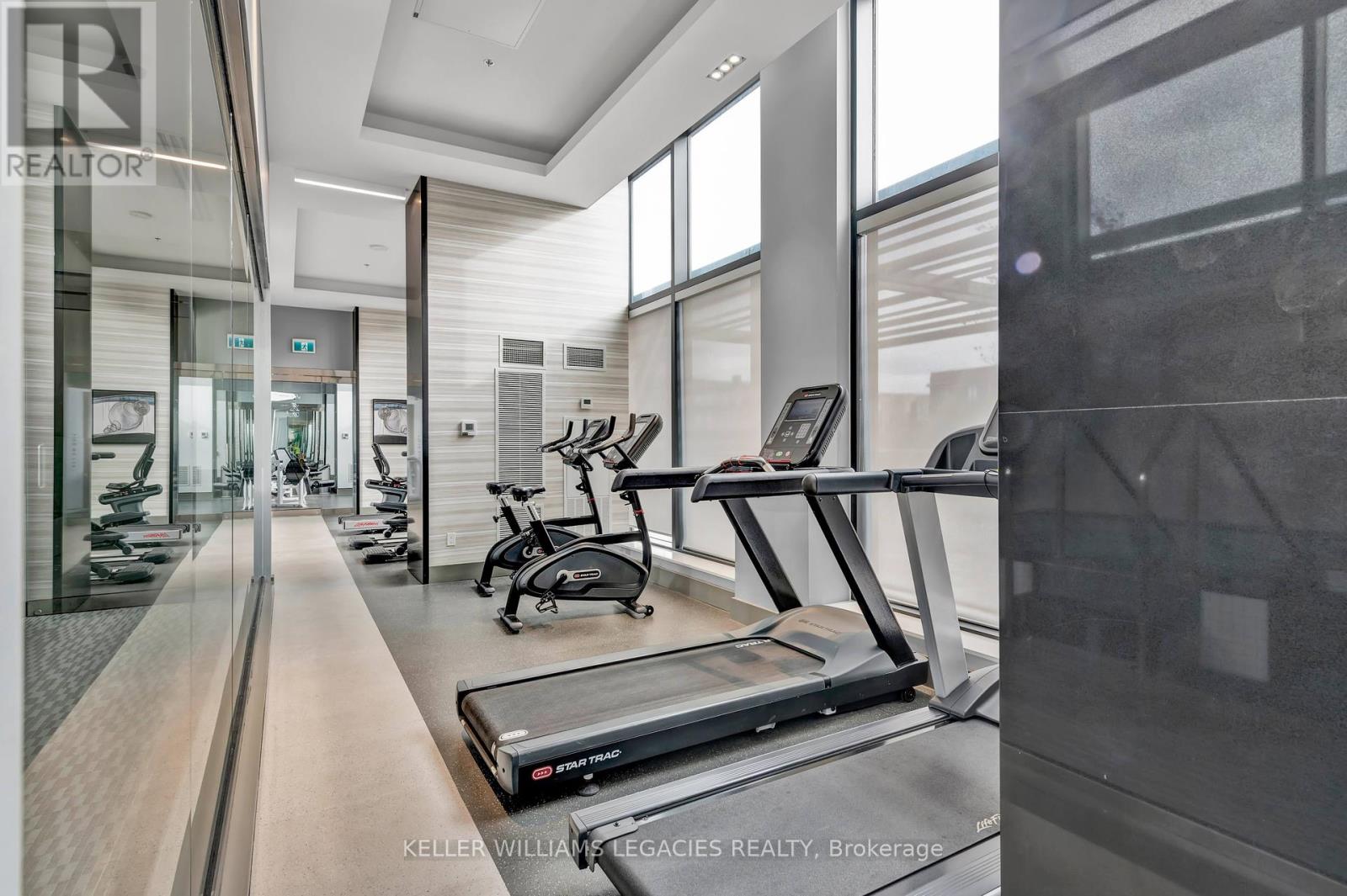 106 - 99 Eagle Rock Way, Vaughan, Ontario  L6A 5A7 - Photo 30 - N12453288