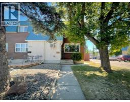 1427 Lakemount Boulevard S Lakeview