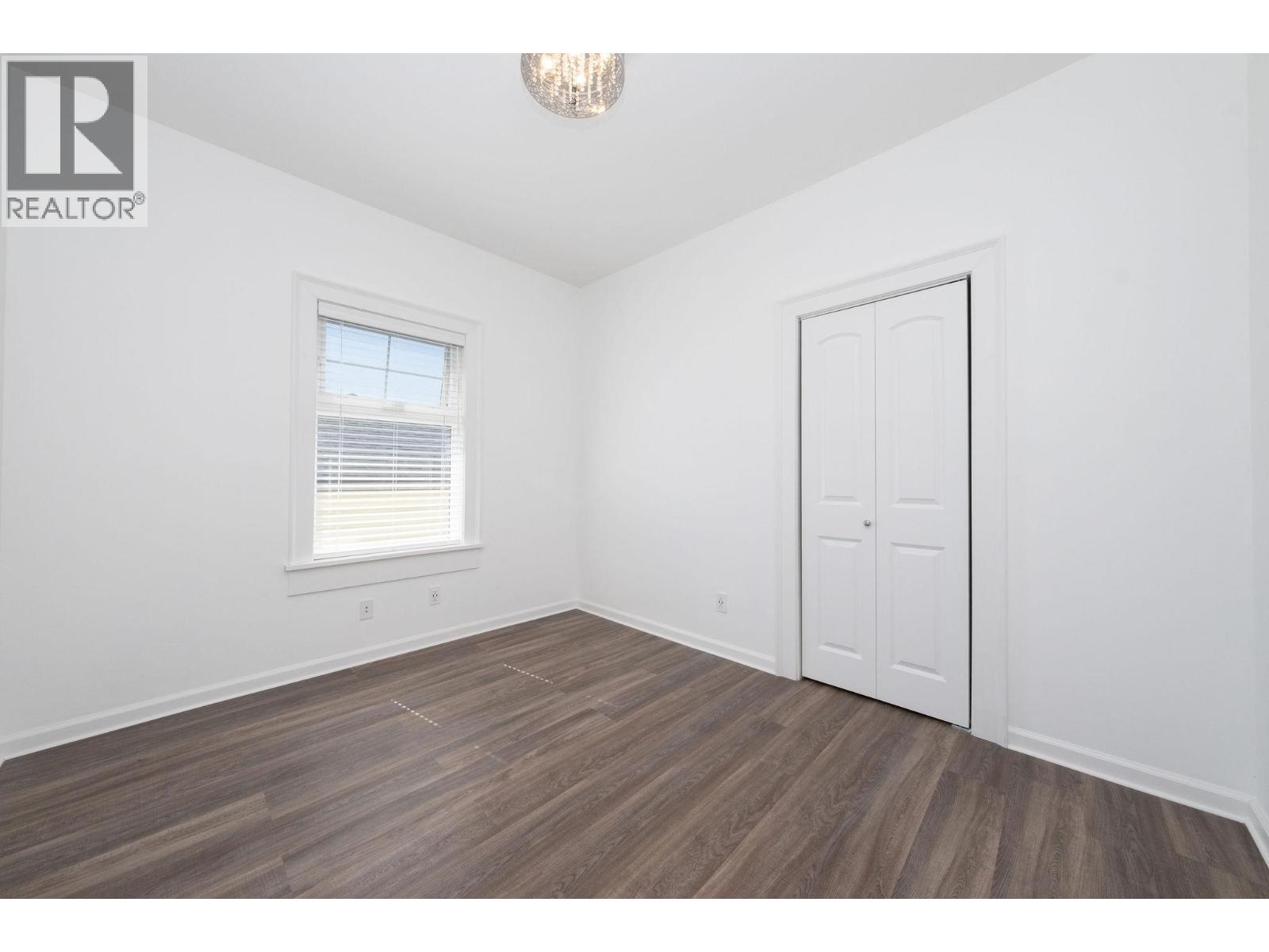 7696 Davies Street, Burnaby, British Columbia  V3N 3H4 - Photo 15 - R3057002