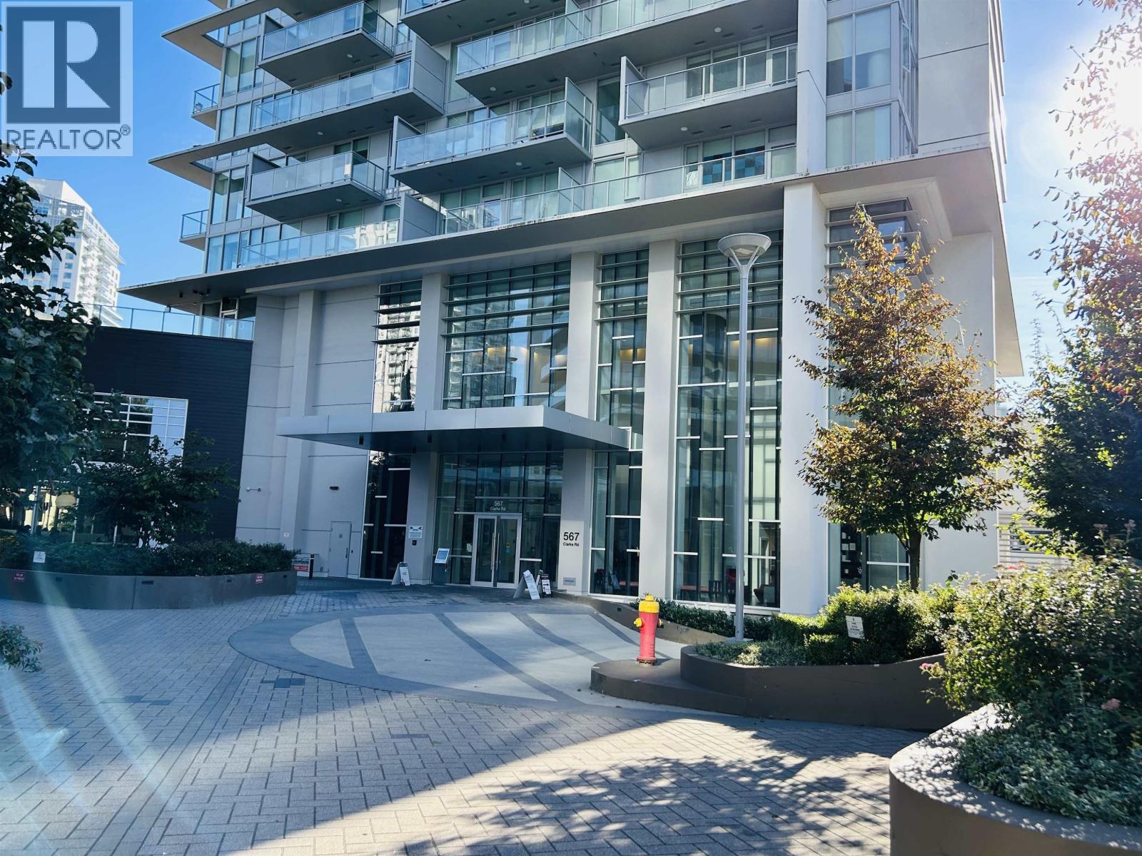 4303 567 Clarke Road, Coquitlam, British Columbia  V3J 0K7 - Photo 2 - R3056678
