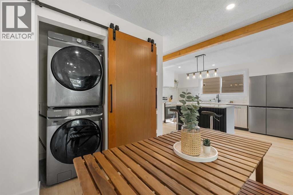 966 Berkley Drive Nw, Calgary, Alberta  T3K 1A2 - Photo 17 - A2257028