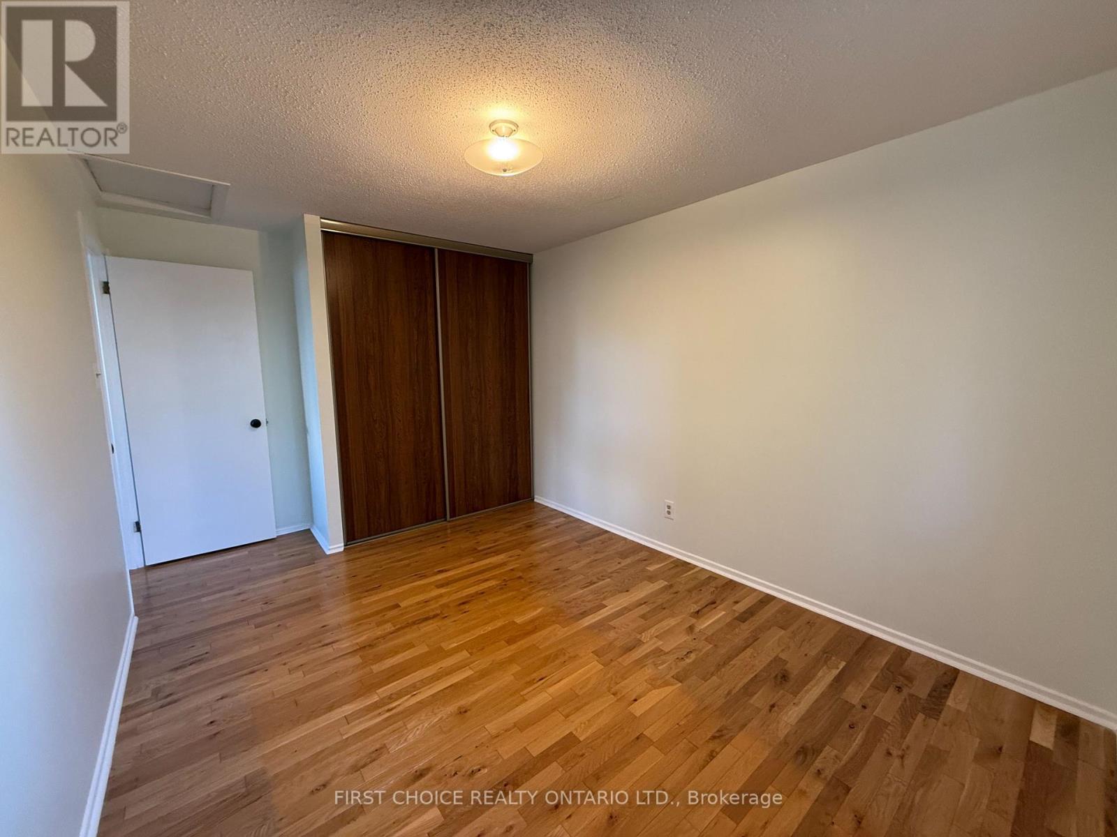 7913 Jeanne D'arc Boulevard, Ottawa, Ontario  K1C 2C7 - Photo 19 - X12453304