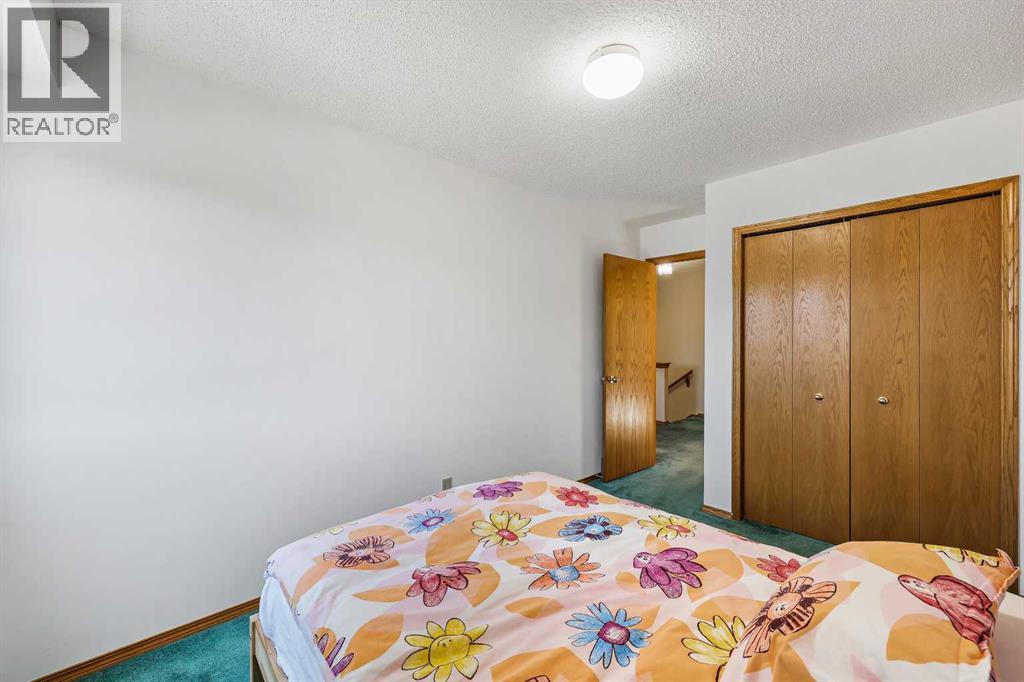 104 Hawkmount Close Nw, Calgary, Alberta  T3G 3Z5 - Photo 30 - A2253748