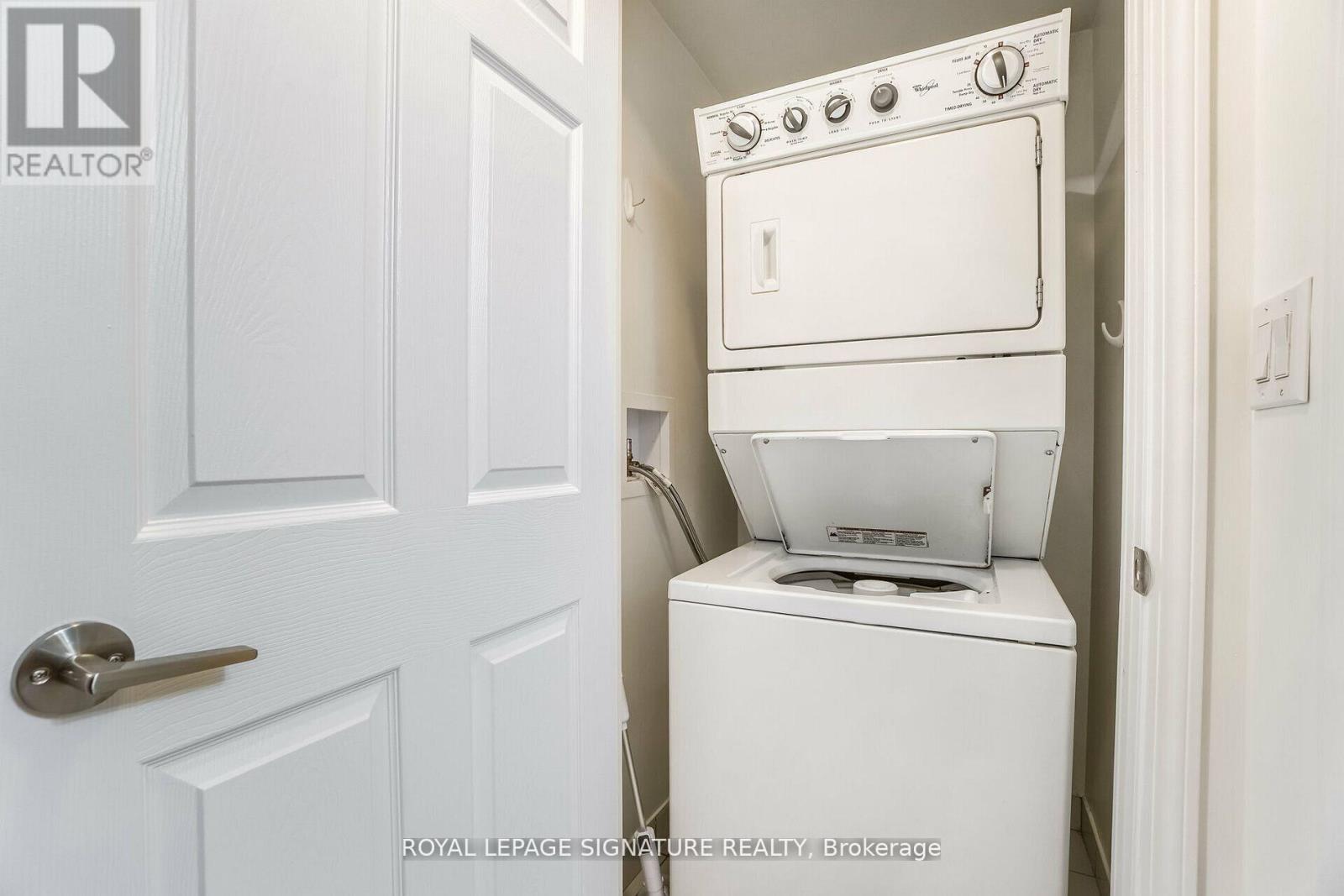 403 - 736 Spadina Avenue, Toronto, Ontario  M5S 2J6 - Photo 10 - C12453308