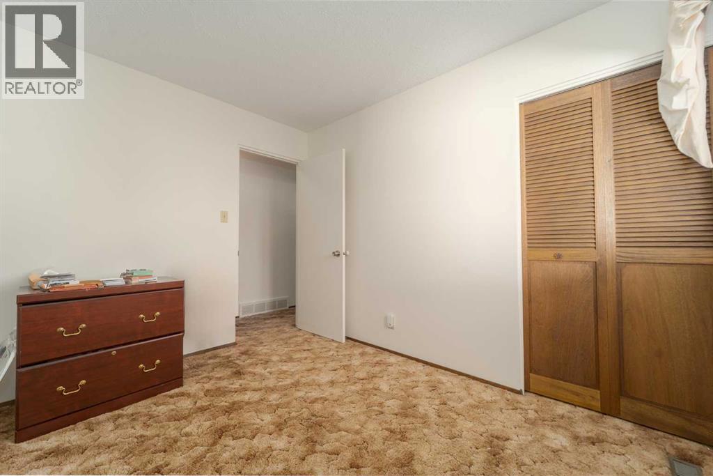 1034 Cameron Road S, Lethbridge, Alberta  T1K 4B3 - Photo 19 - A2259711