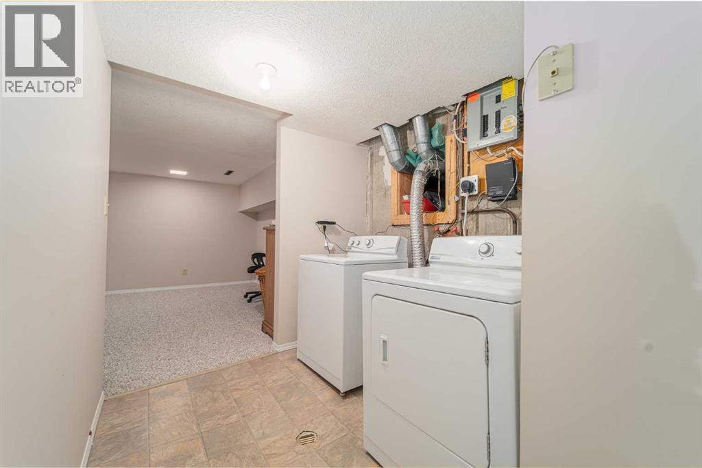 1034 Cameron Road S, Lethbridge, Alberta  T1K 4B3 - Photo 26 - A2259711
