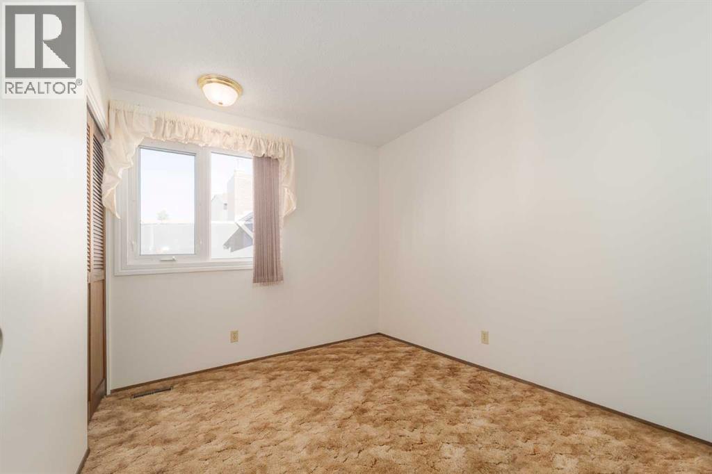 1034 Cameron Road S, Lethbridge, Alberta  T1K 4B3 - Photo 18 - A2259711