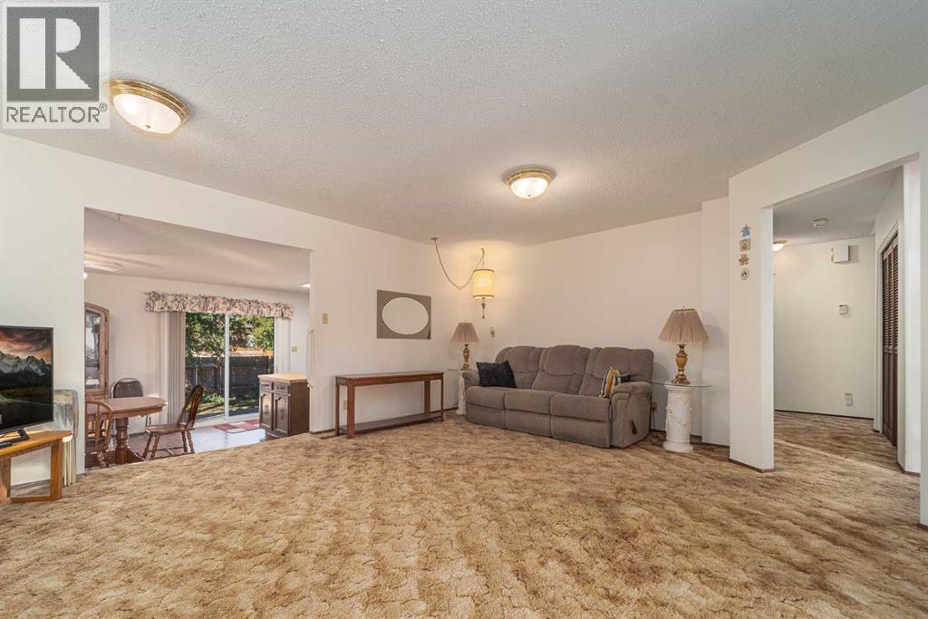 1034 Cameron Road S, Lethbridge, Alberta  T1K 4B3 - Photo 7 - A2259711