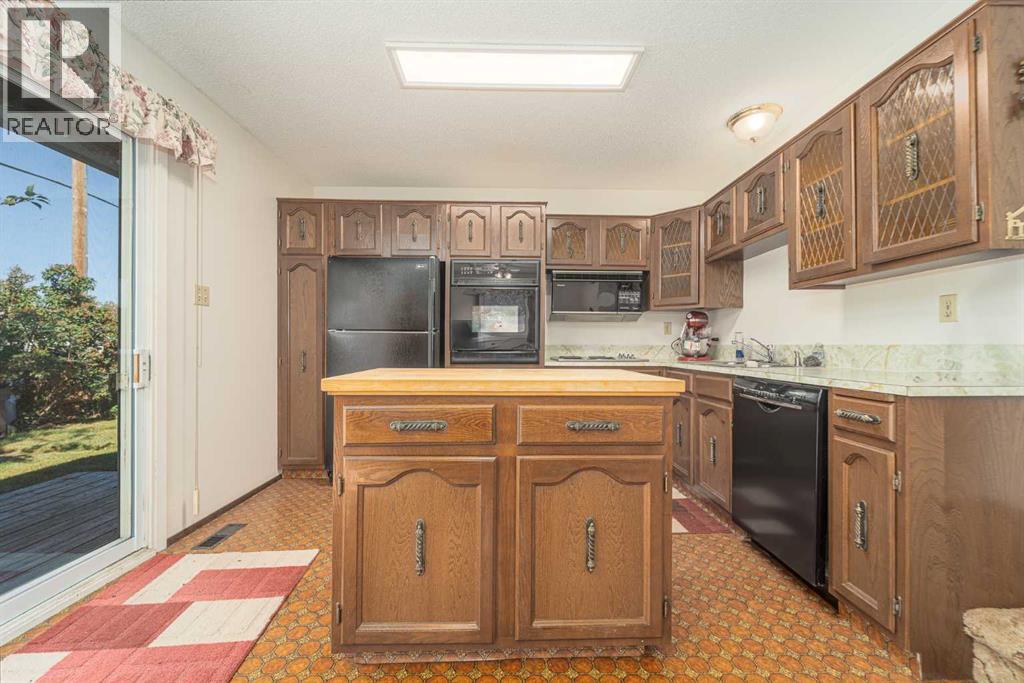 1034 Cameron Road S, Lethbridge, Alberta  T1K 4B3 - Photo 12 - A2259711