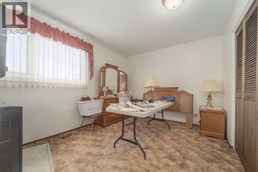 1034 Cameron Road S, Lethbridge, Alberta  T1K 4B3 - Photo 20 - A2259711