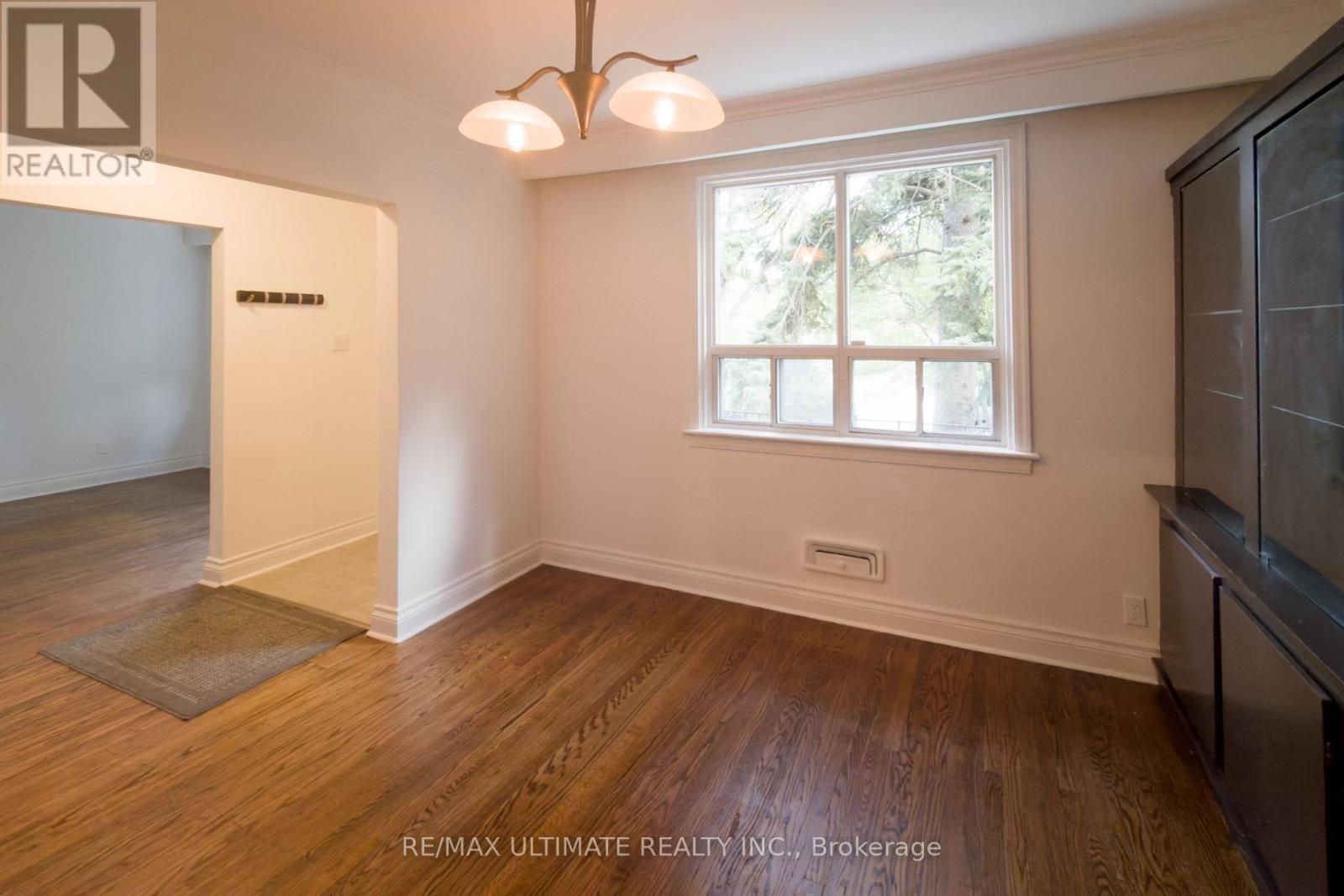 110 De Quincy Boulevard, Toronto, Ontario  M3H 1Y9 - Photo 2 - C12450587