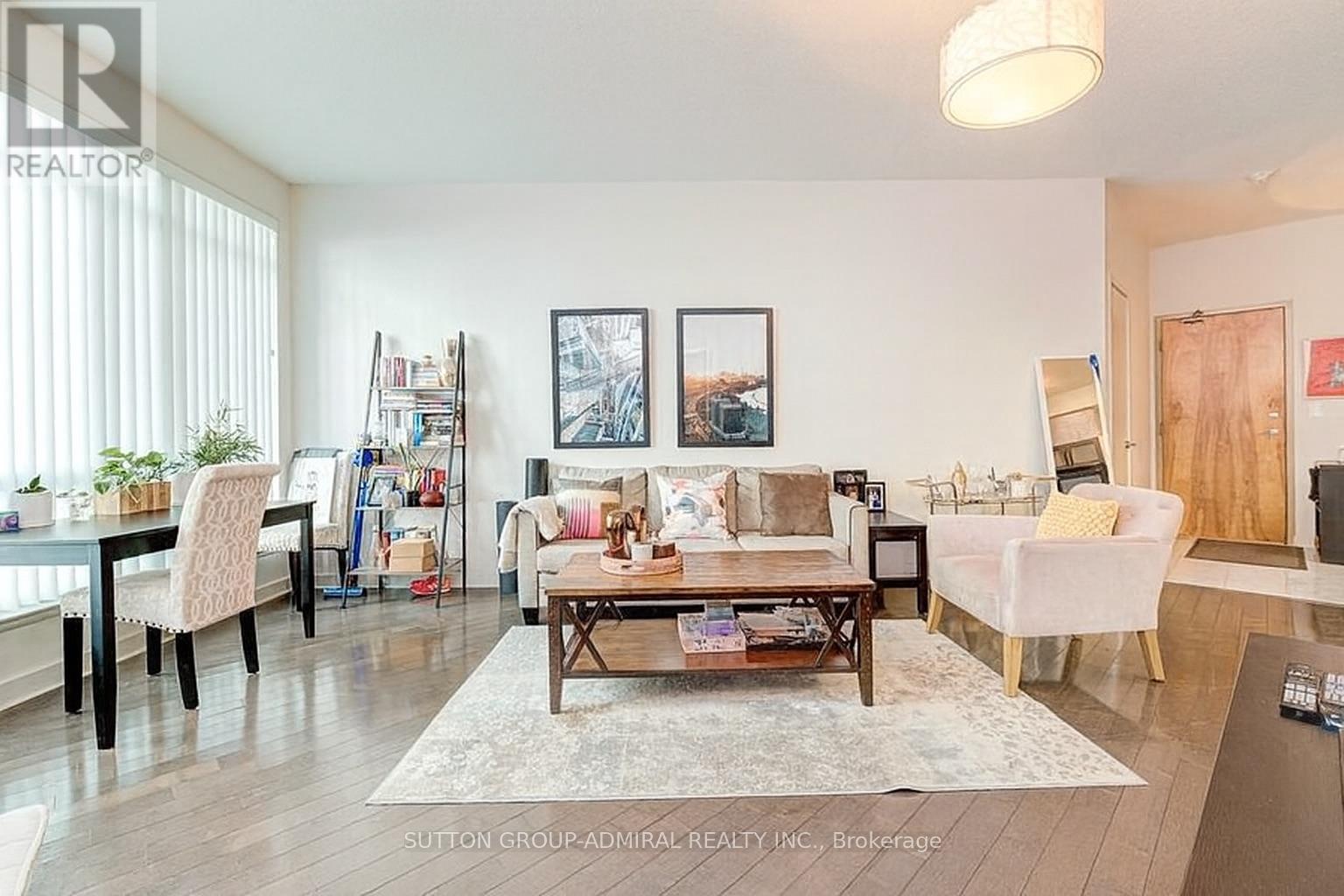 201 - 350 Wellington Street W, Toronto, Ontario  M5V 3W9 - Photo 11 - C12450850