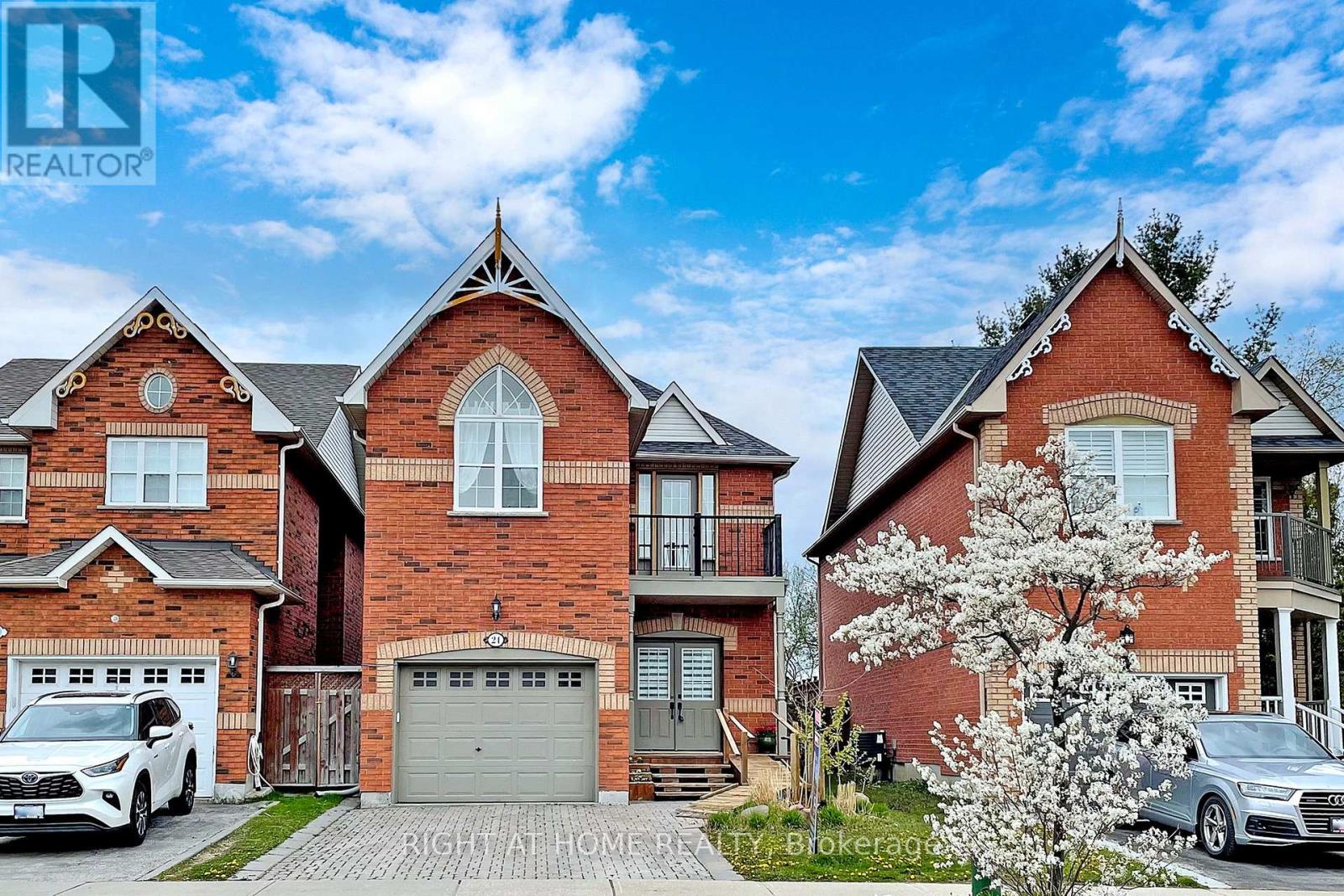 24 ANTIQUE DRIVE, Richmond Hill, Ontario