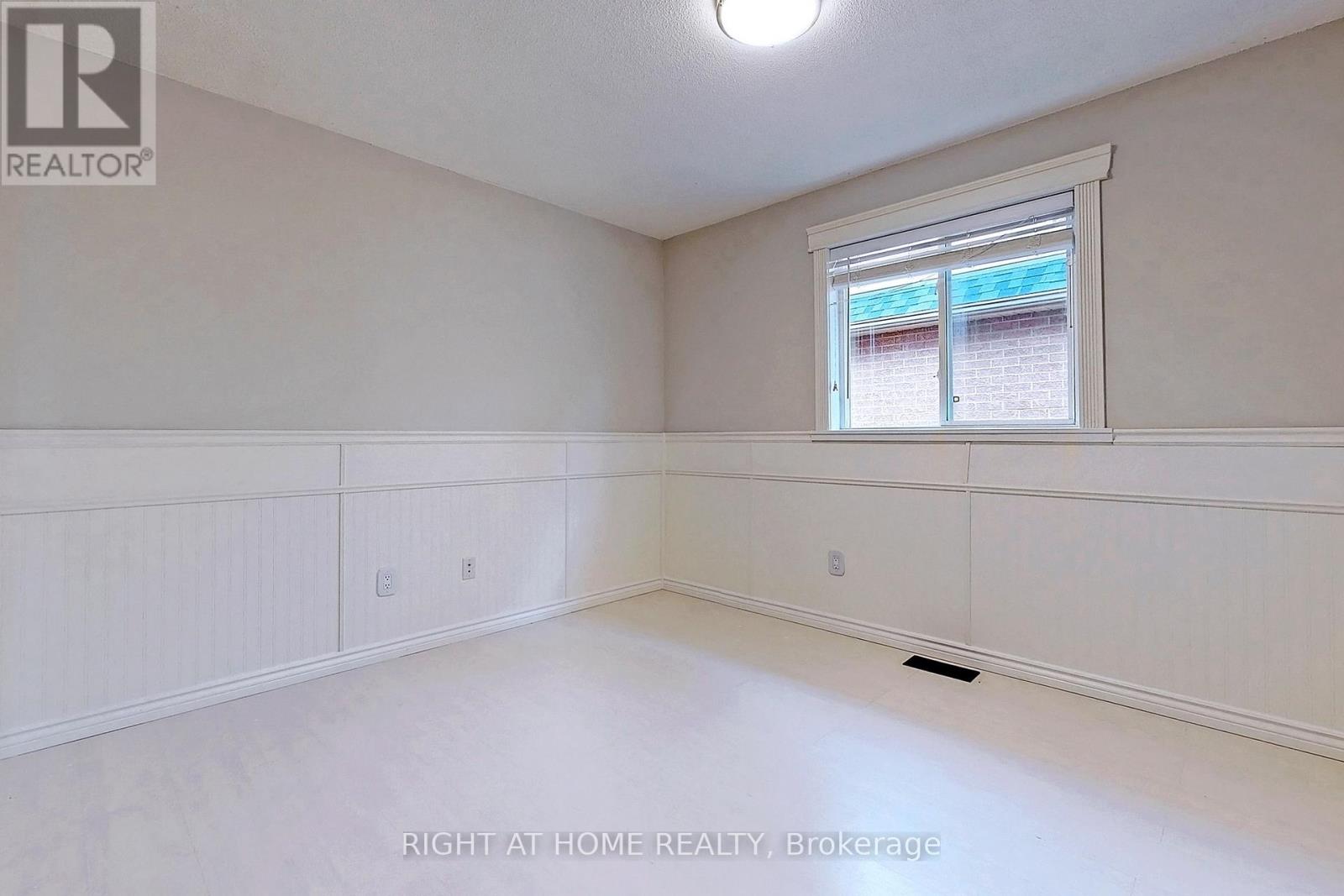 24 Antique Drive, Richmond Hill, Ontario  L4E 3X5 - Photo 25 - N12453302