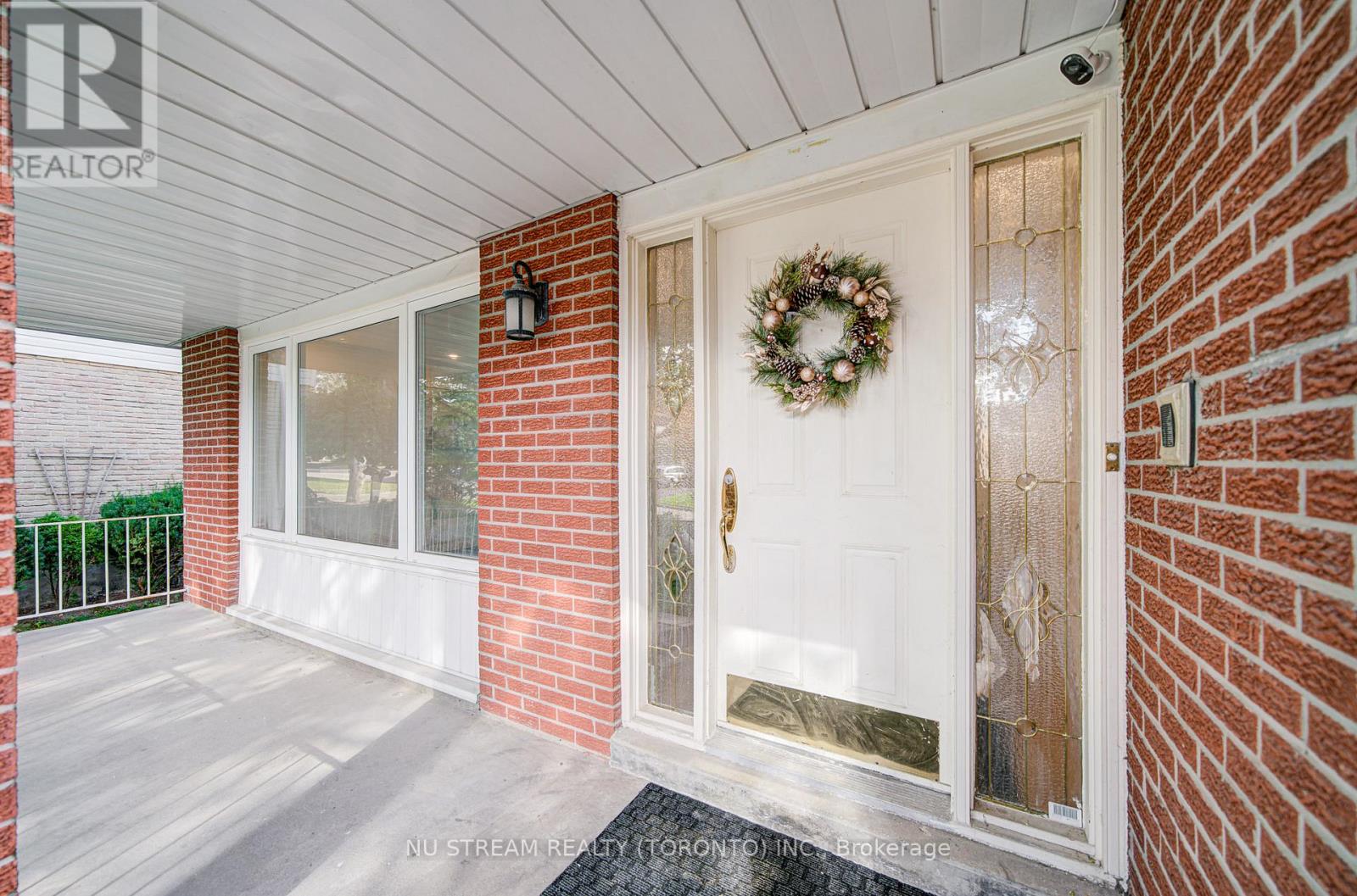 8 HEMINGWAY CRESCENT, Markham, Ontario