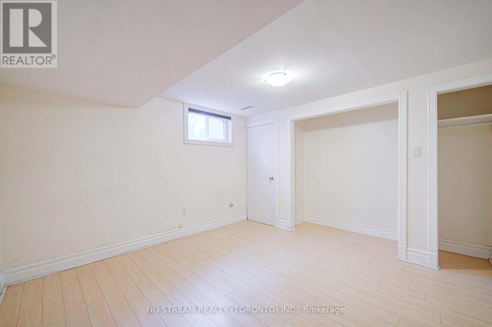 8 Hemingway Crescent, Markham, Ontario  L3R 2A4 - Photo 29 - N12453307