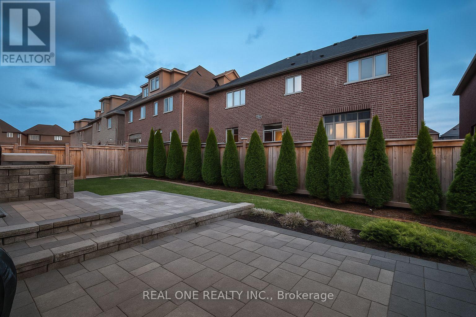 998 Wilbur Pipher Circle, Newmarket, Ontario  L3X 0G5 - Photo 28 - N12453312