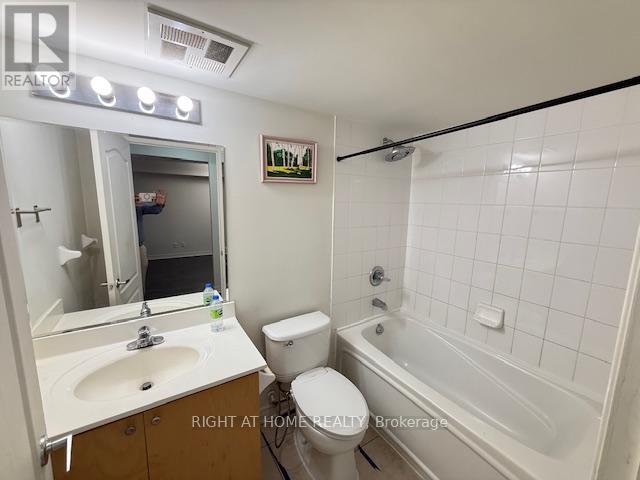 1207 - 4090 Living Arts Drive, Mississauga, Ontario  L5B 4M8 - Photo 12 - W12453297