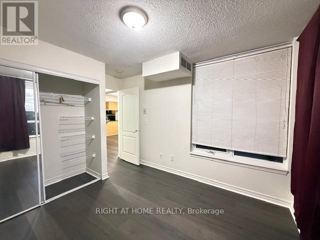 1207 - 4090 Living Arts Drive, Mississauga, Ontario  L5B 4M8 - Photo 16 - W12453297