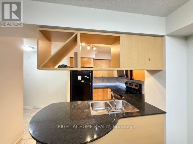1207 - 4090 Living Arts Drive, Mississauga, Ontario  L5B 4M8 - Photo 7 - W12453297