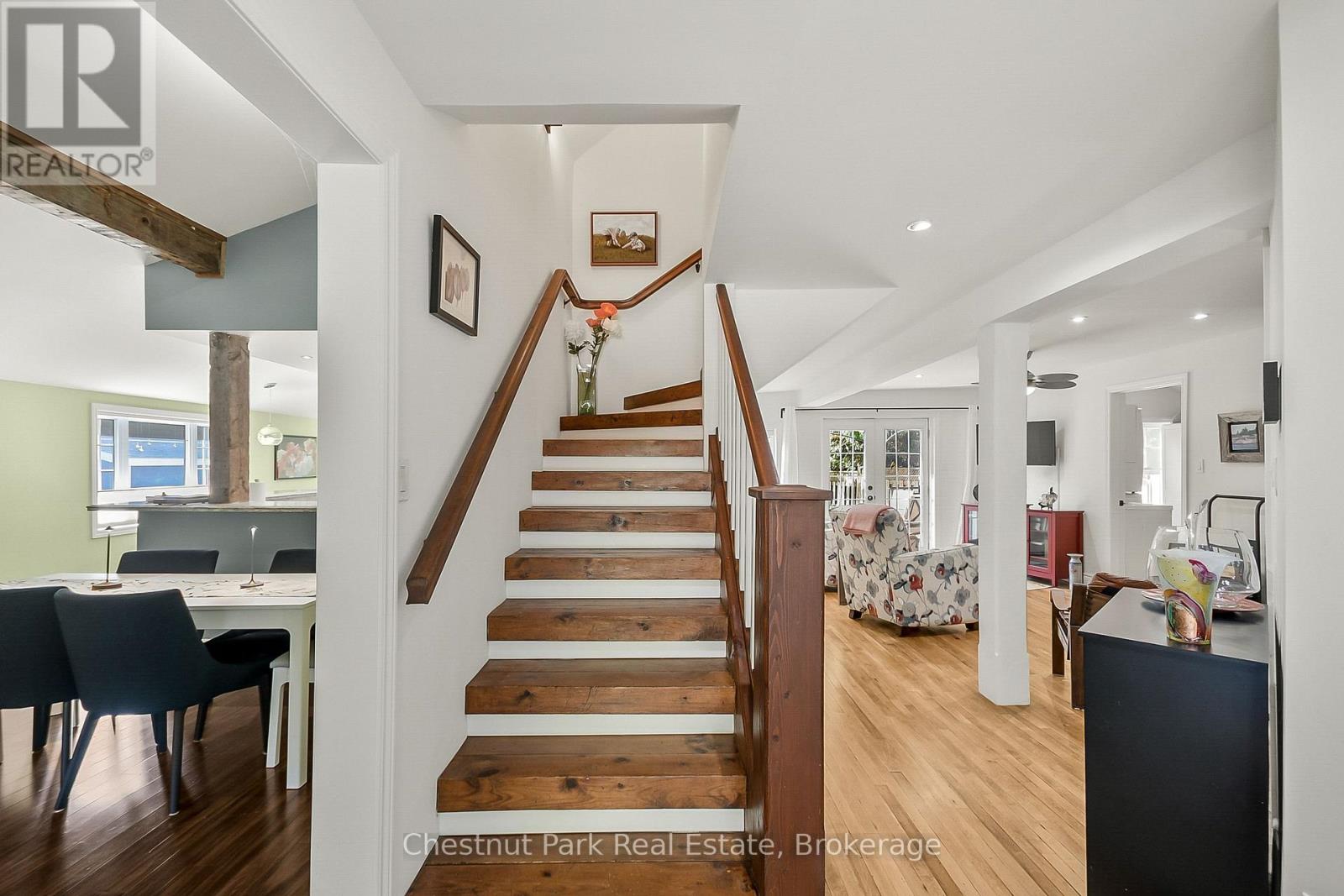 1226 Milford Bay Road, Muskoka Lakes, Ontario  P0B 1E0 - Photo 8 - X12453327