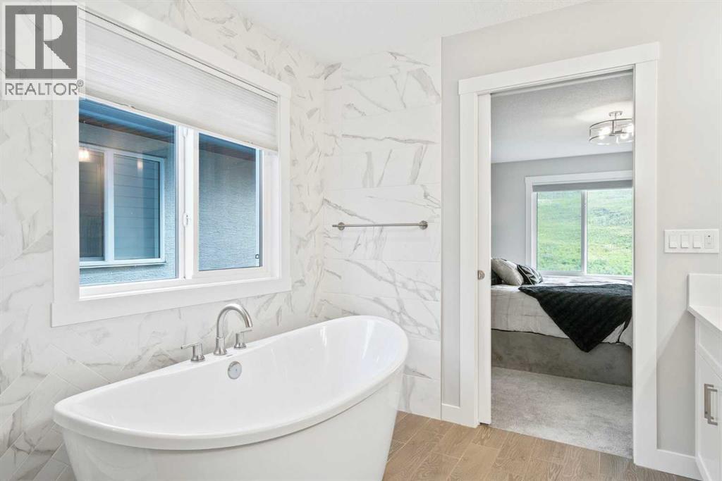 36 Cranbrook Cape Se, Calgary, Alberta  T3M 3L5 - Photo 34 - A2256660