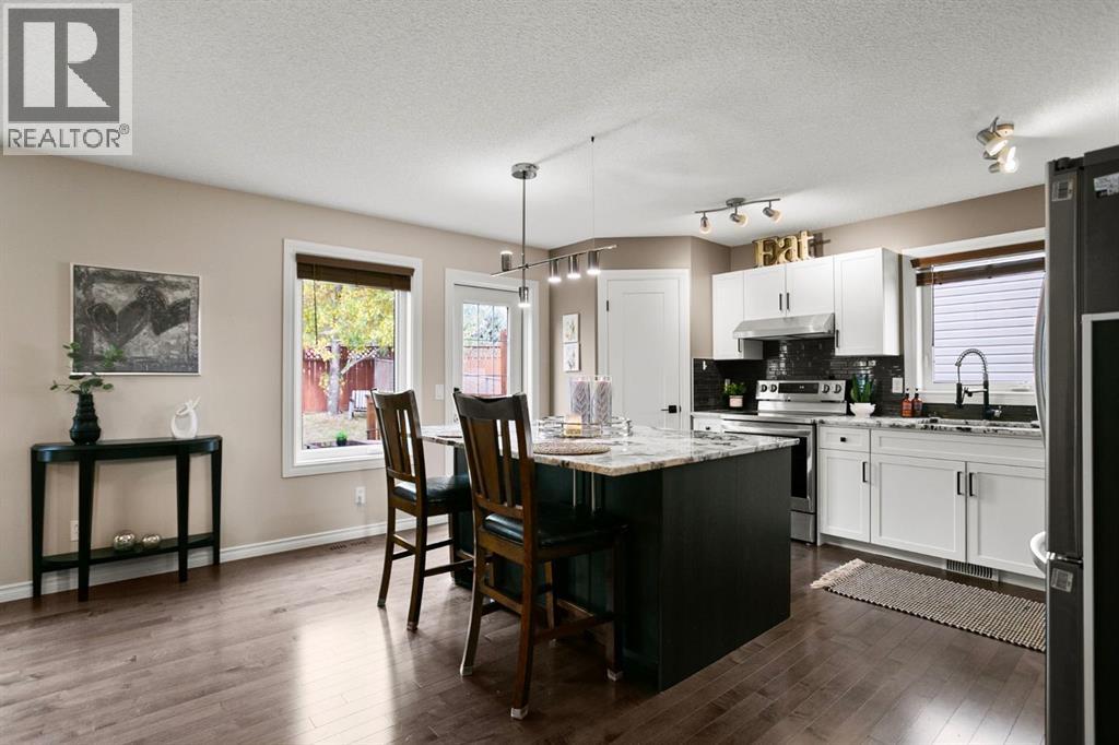 20 Tuscarora Place Nw, Calgary, Alberta  T3L 2G1 - Photo 5 - A2261026