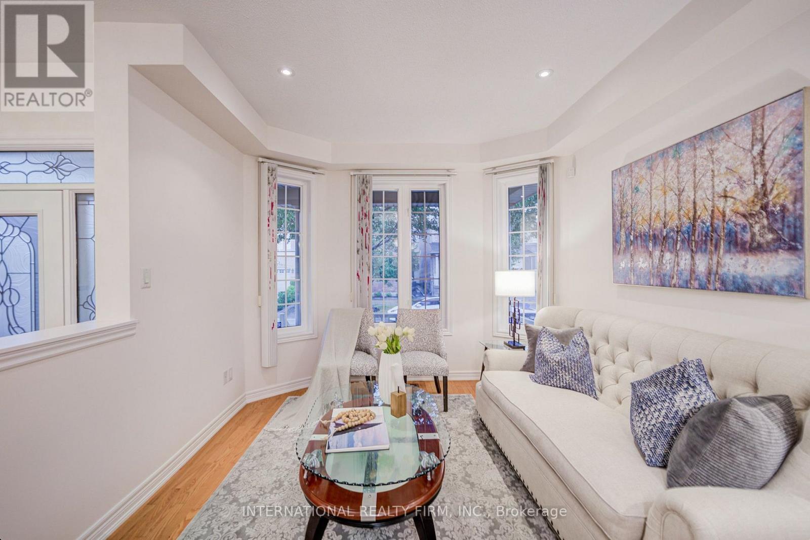 77 Saint James Avenue, Vaughan, Ontario  L4H 3E8 - Photo 10 - N12426359