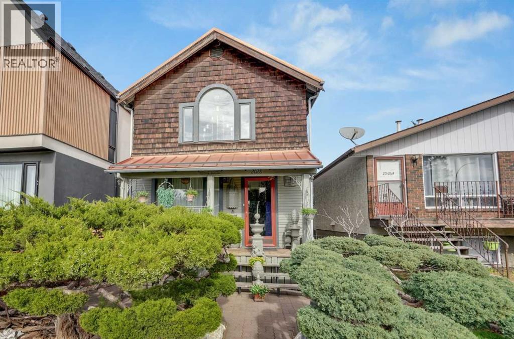 2028 5 Avenue Nw, Calgary, Alberta  T2N 0S3 - Photo 3 - A2262425