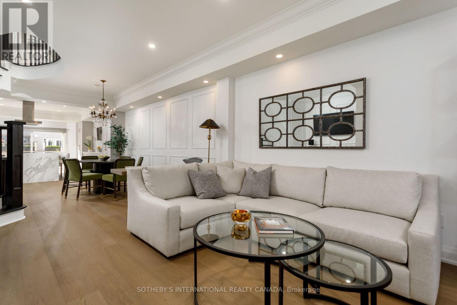 262 Spadina Road, Toronto, Ontario  M5R 2V1 - Photo 6 - C12453314