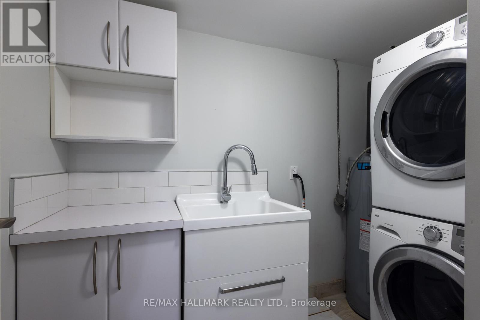 Lower - 96 Glen Davis Crescent, Toronto, Ontario  M4E 1X5 - Photo 12 - E12453338