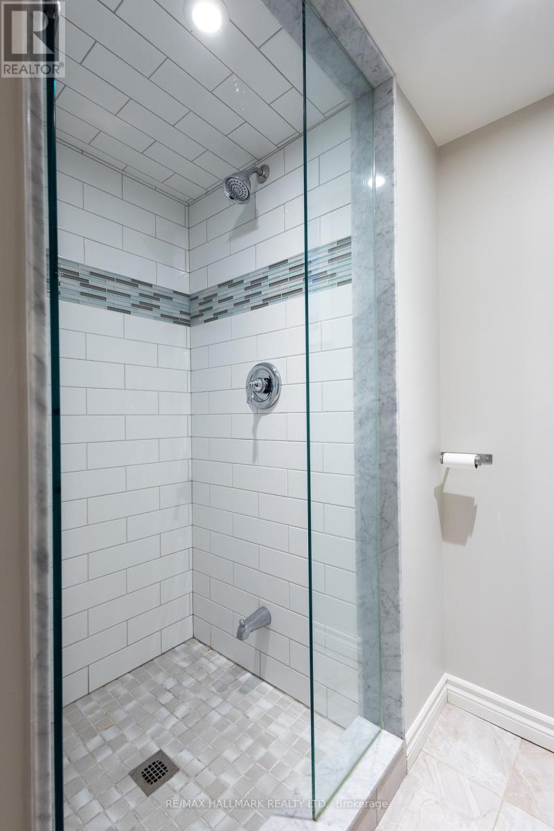 Lower - 96 Glen Davis Crescent, Toronto, Ontario  M4E 1X5 - Photo 14 - E12453338