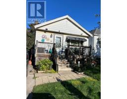 85 Aylesworth Avenue, Toronto (Birchcliffe-Cliffside), Ca