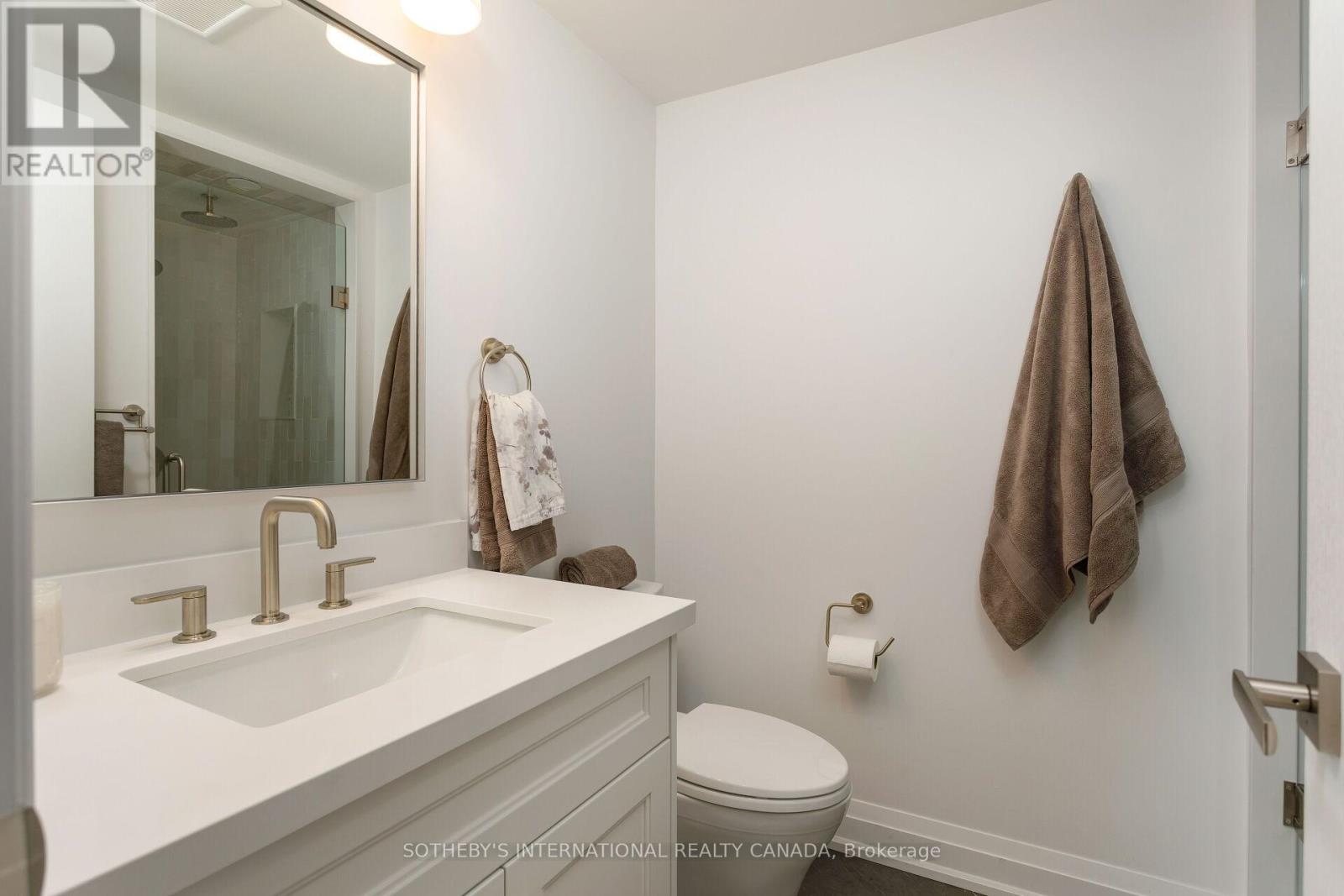 262 Spadina Road, Toronto, Ontario  M5R 2V1 - Photo 16 - C12453314