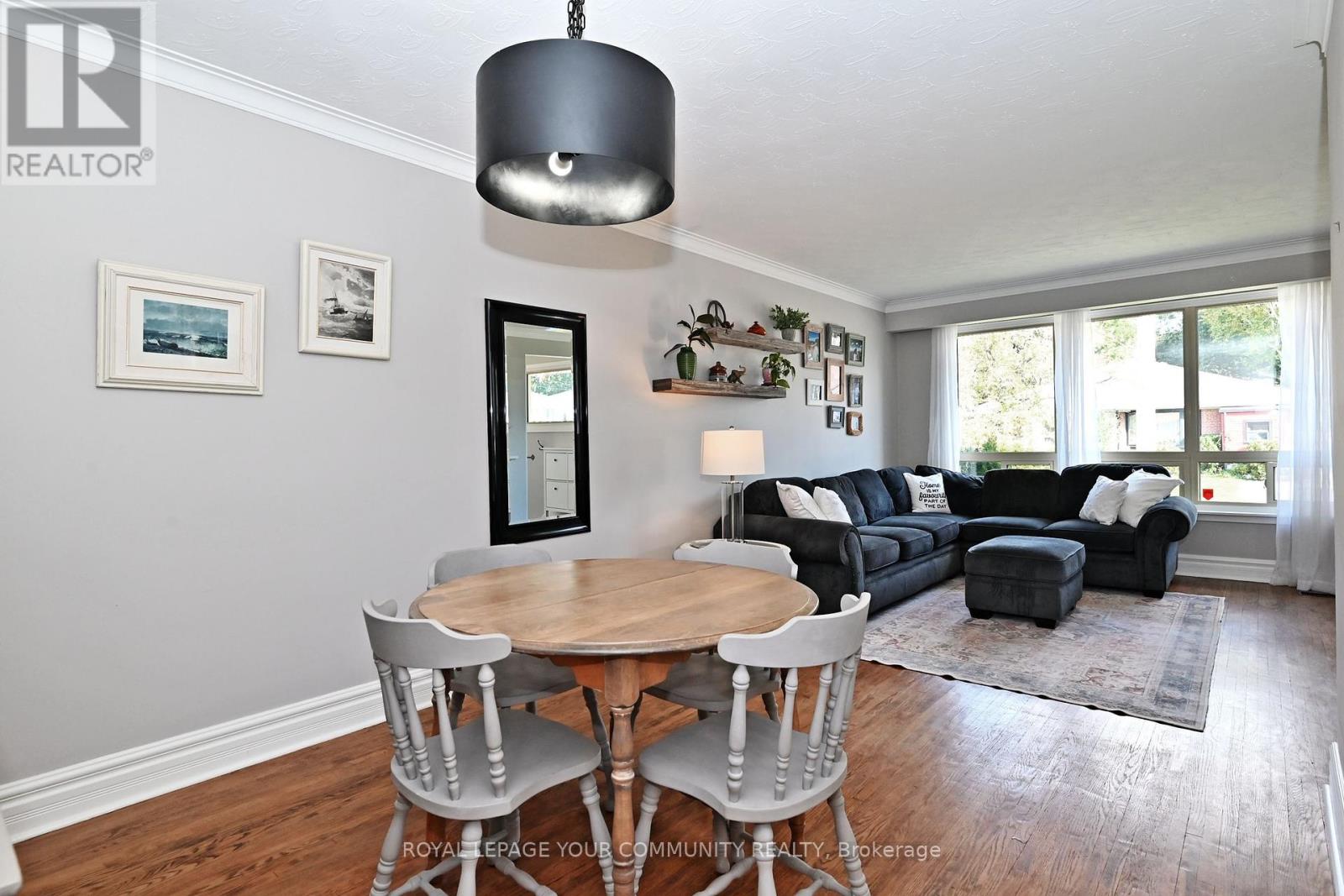 62 Haida Drive, Aurora, Ontario  L4G 3C8 - Photo 10 - N12453335
