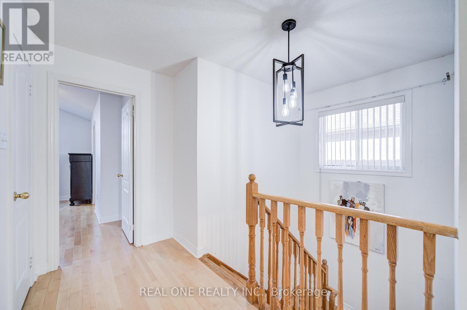 149 Paris Street, Mississauga, Ontario  L4Z 4H6 - Photo 17 - W12453321