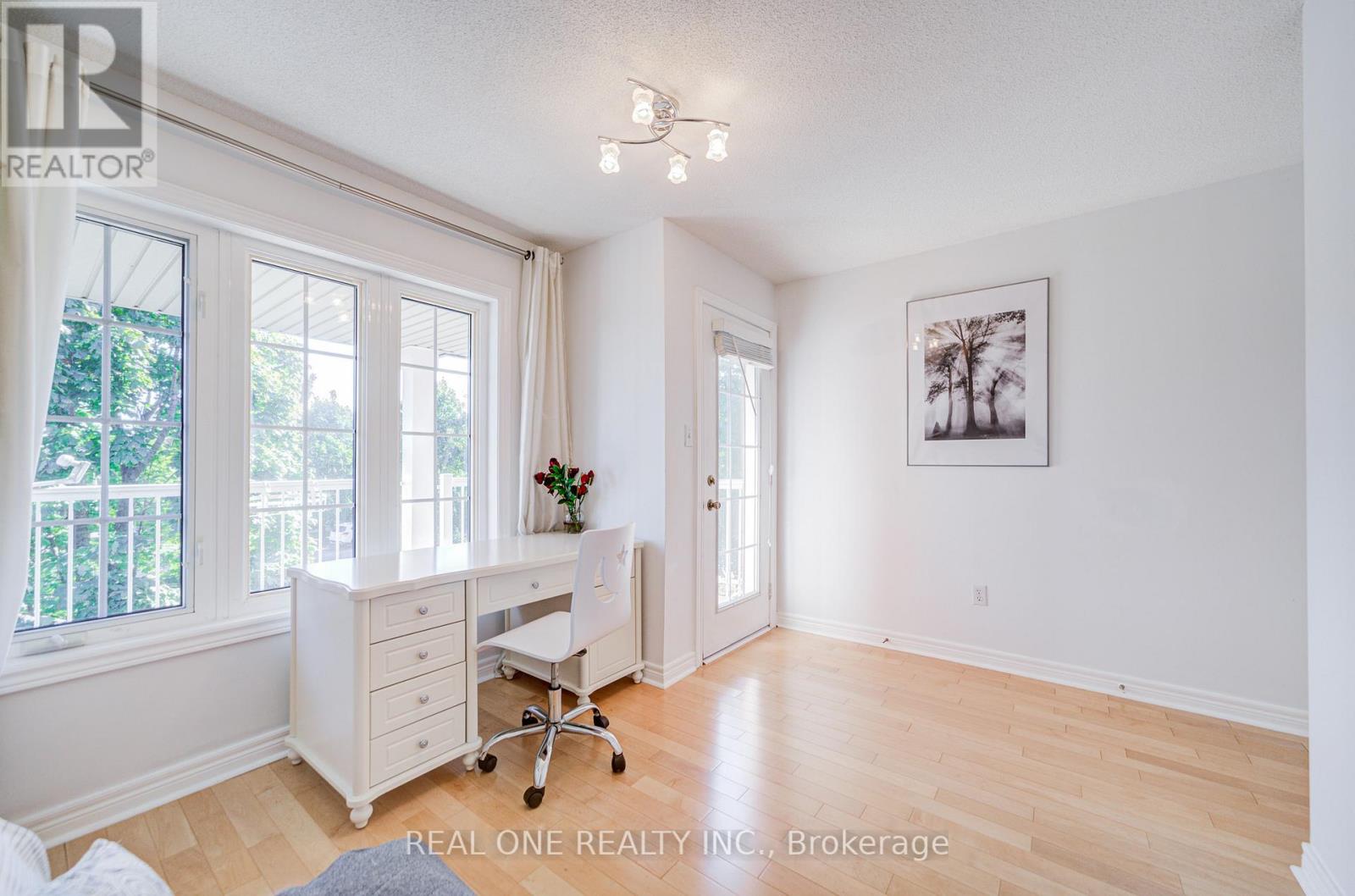149 Paris Street, Mississauga, Ontario  L4Z 4H6 - Photo 30 - W12453321