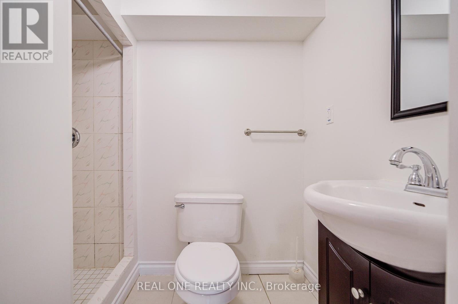 149 Paris Street, Mississauga, Ontario  L4Z 4H6 - Photo 38 - W12453321