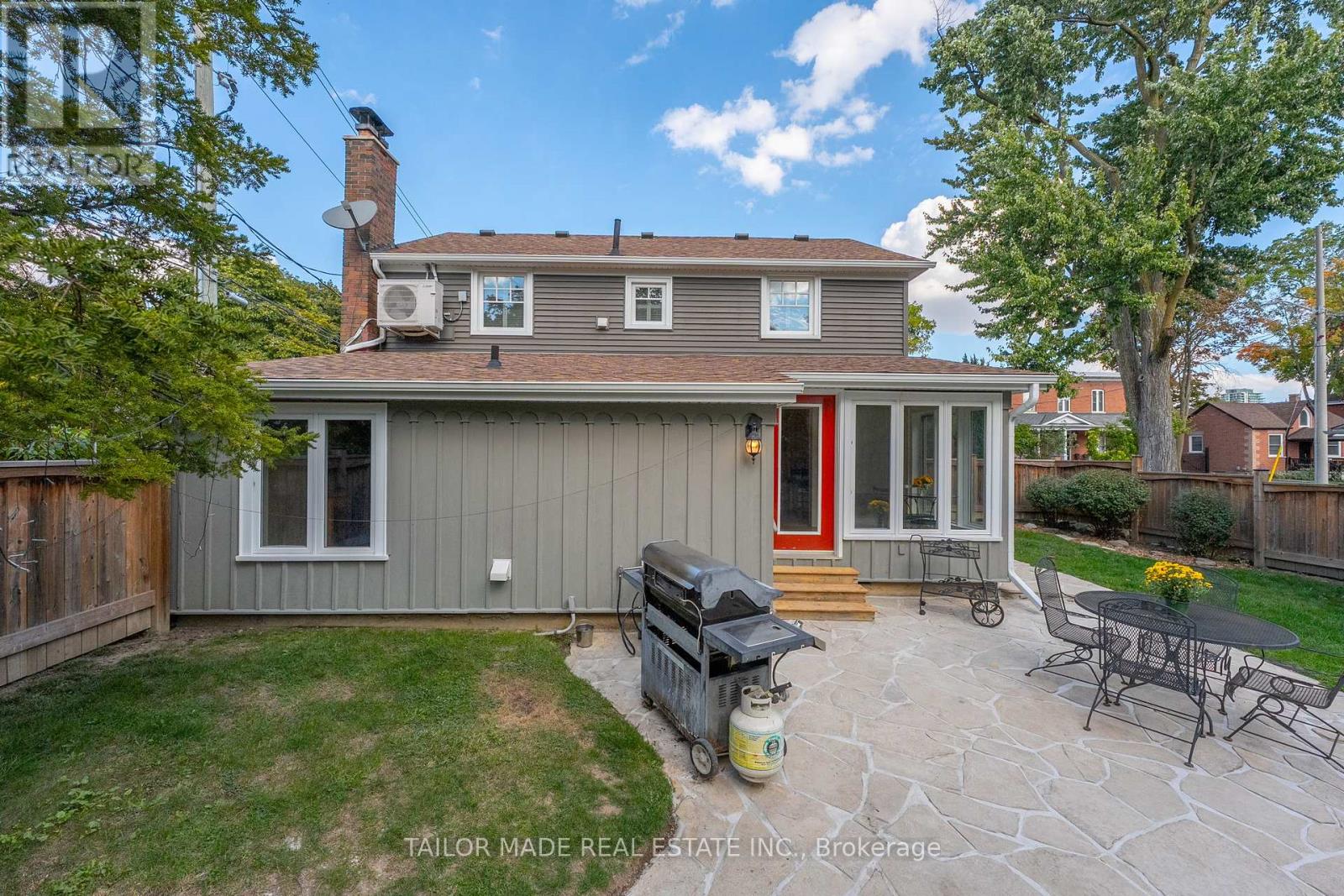 19 Isabella Street, Brampton, Ontario  L6X 1P4 - Photo 35 - W12453326