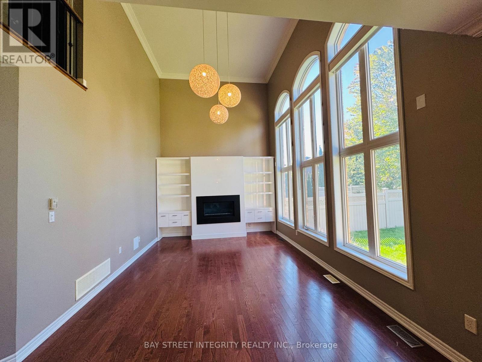 2449 Tesla Crescent, Oakville, Ontario  L6H 7T6 - Photo 16 - W12453332