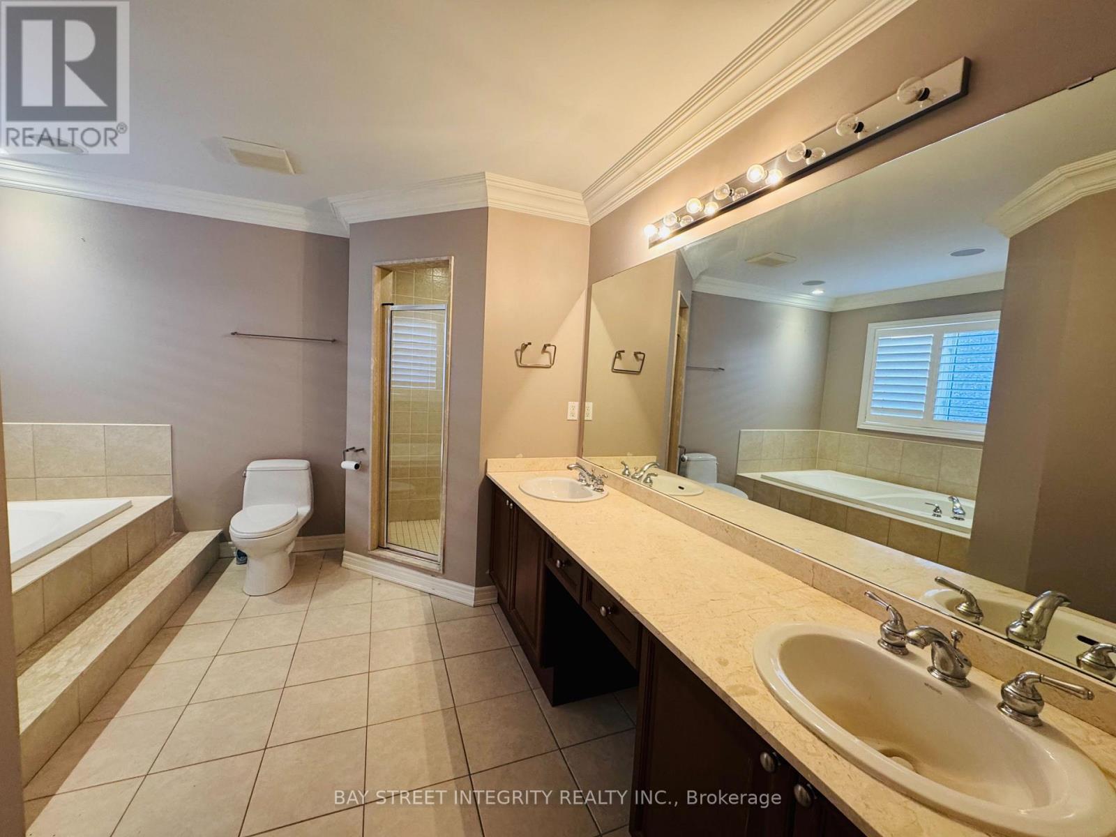 2449 Tesla Crescent, Oakville, Ontario  L6H 7T6 - Photo 25 - W12453332