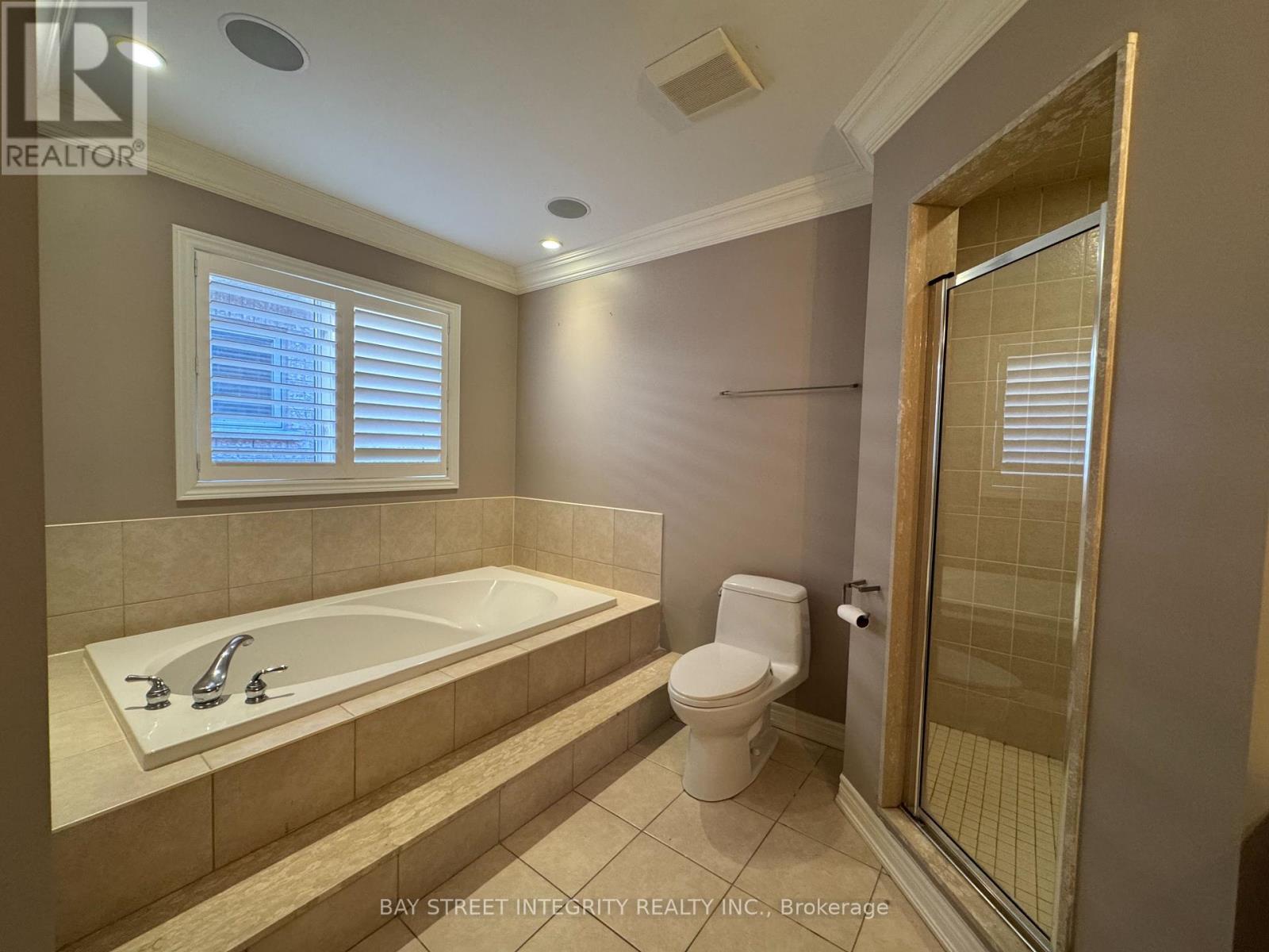 2449 Tesla Crescent, Oakville, Ontario  L6H 7T6 - Photo 27 - W12453332